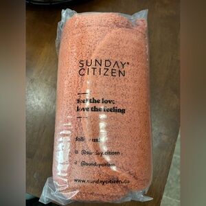 Sunday Citizen snug throw blanket